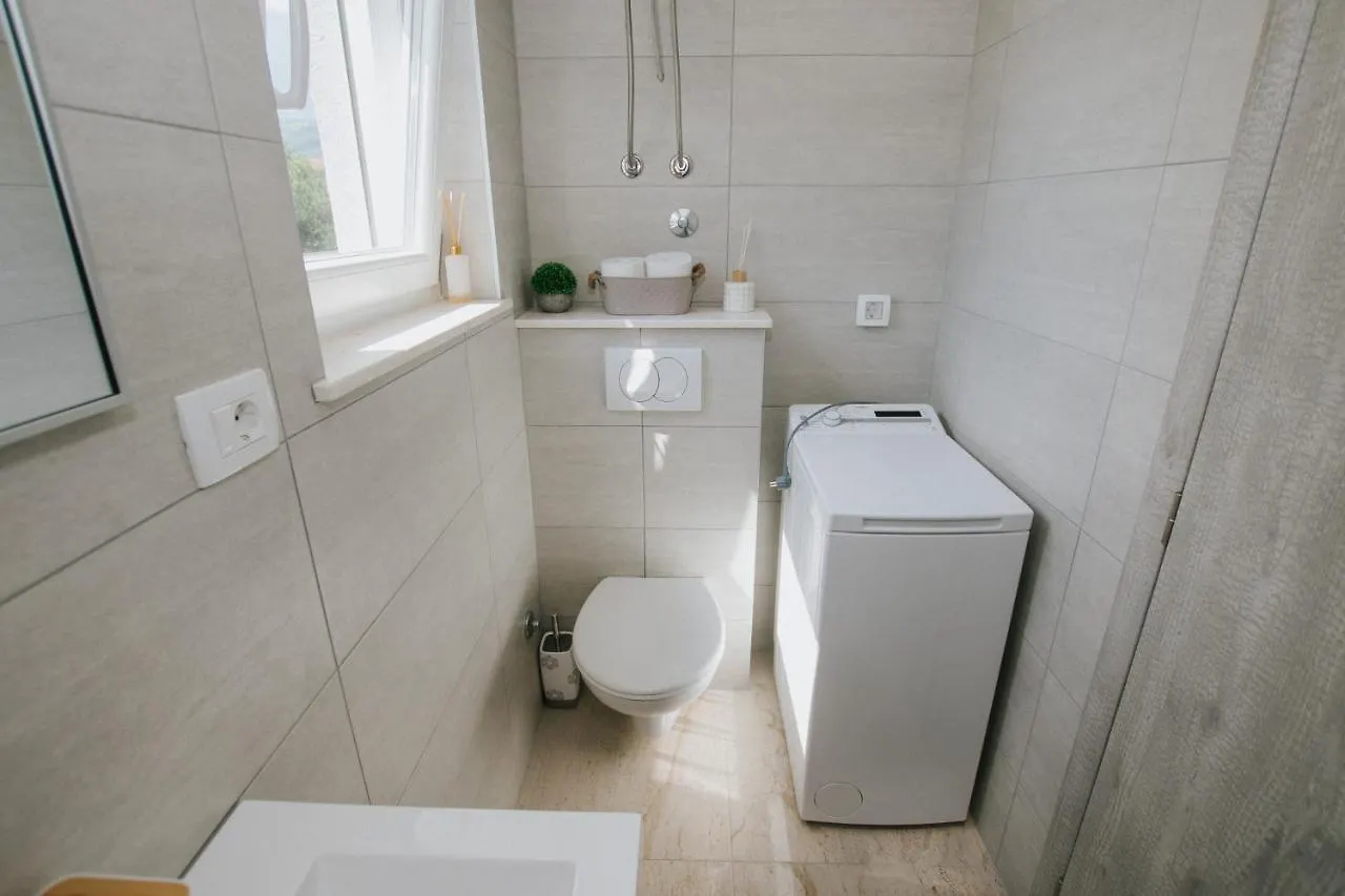 Guest house Royal Blue House 1 Hotel Kastela Croatia