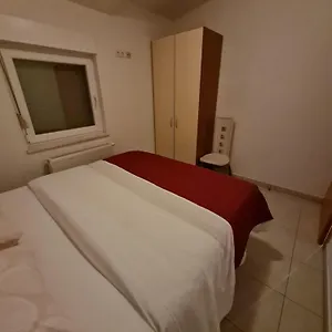 Appartamento And Niki 2, Kaštela